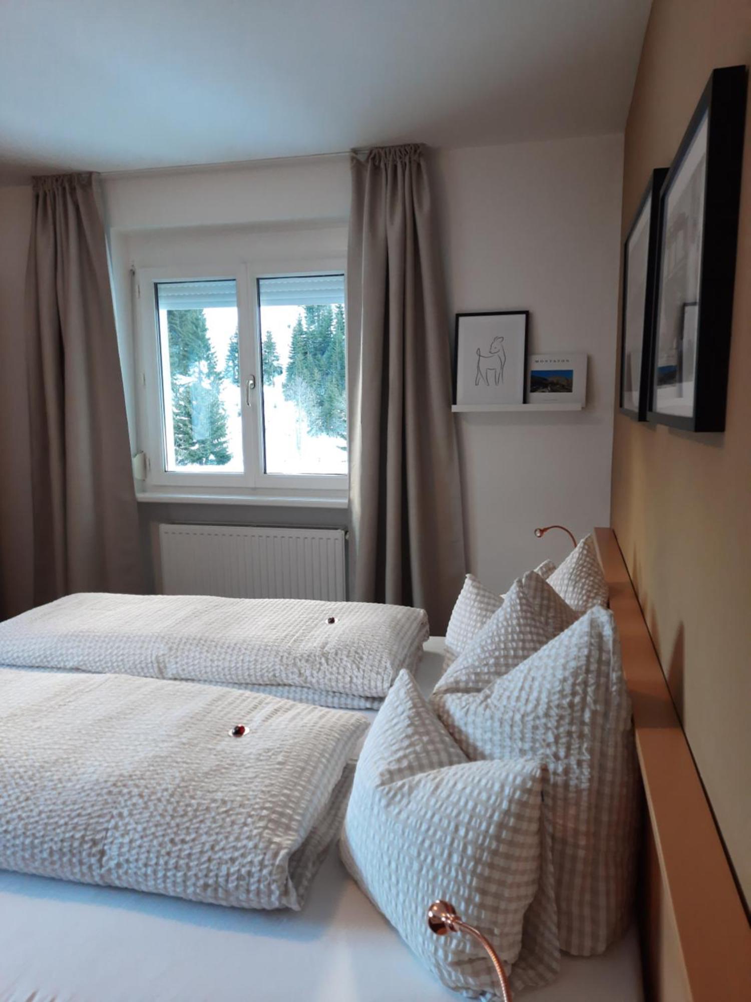 Valbella Bed & Breakfast Partenen Quarto foto