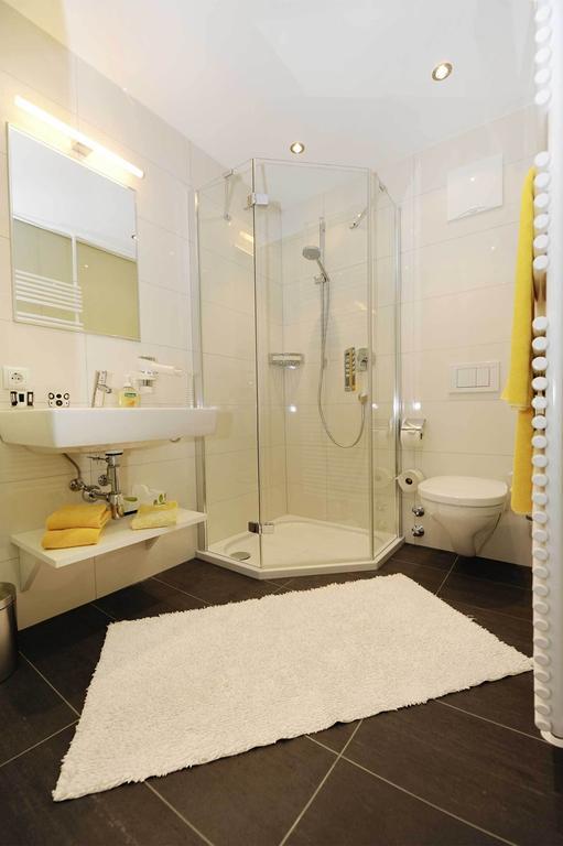 Valbella Bed & Breakfast Partenen Quarto foto